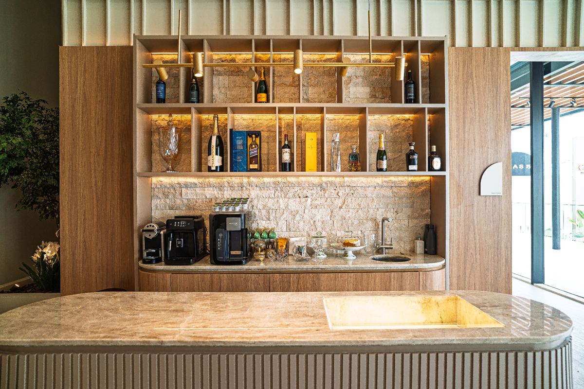 Área de café e bar premium do Instituto Carlesso